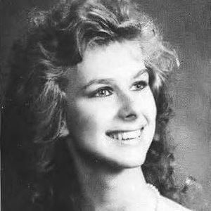 Meet your Posher, Esther